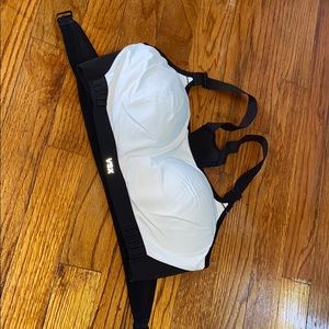 Women’s Victoria Secret Sports Bra